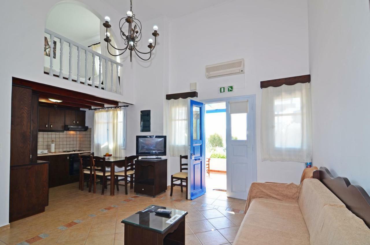 Nikos Sea View Apartments Adámas Extérieur photo