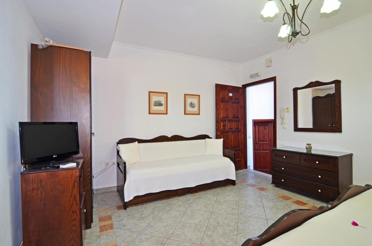 Nikos Sea View Apartments Adámas Extérieur photo